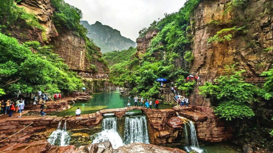 怪坡水往上流,新疆怪坡水往上流