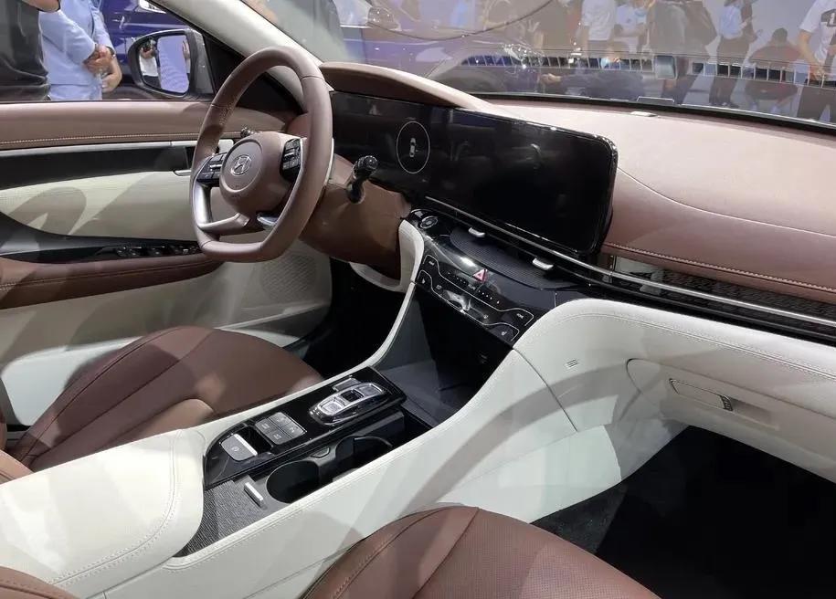 全新一代名图上市五款车型如何选,全新一代现代新名图黑武士