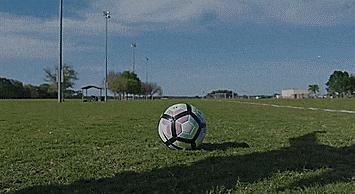 长传球的五个步骤,精准长传教学