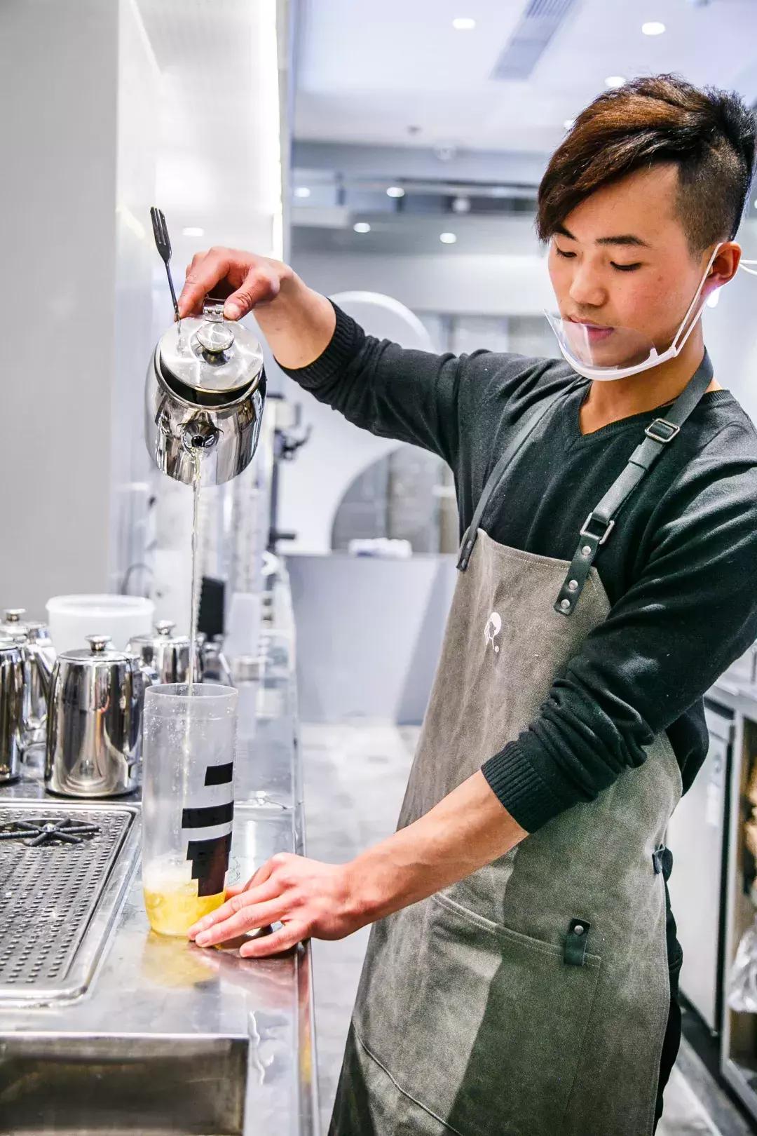 喜茶天津乐宾百货店,喜茶19.9元团购买一送一乐宾