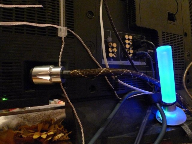 音响初烧也要有HIEND精神，马兰士宝华银线脚垫扩散板统统拿来用