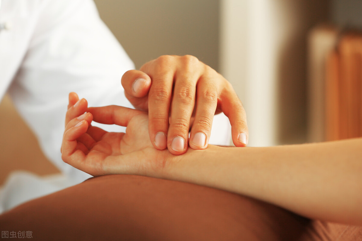 眼睛干涩难受，这个方子显奇功，需要的朋友可以收藏