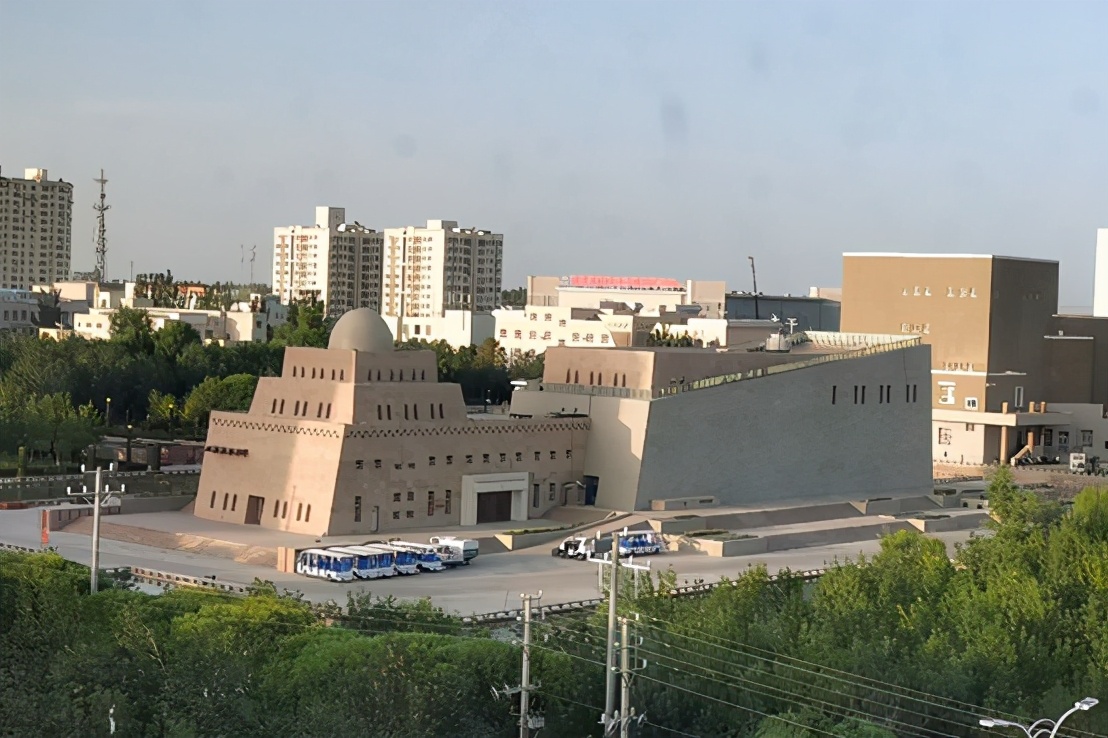 新疆自驾48天行程及住宿简介,吃住行旅游攻略