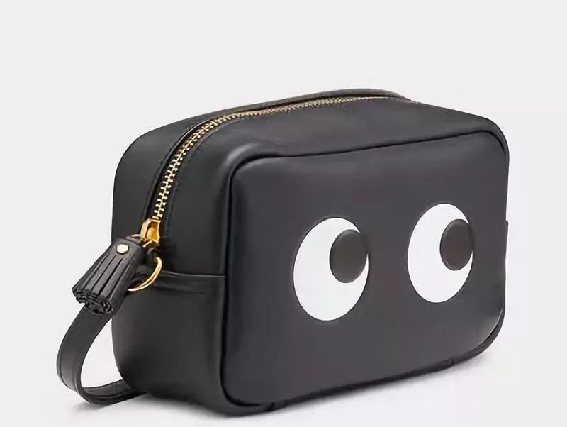 乔欣的包能装下什么,乔欣真的很有钱吗