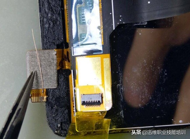 荣耀play5手机进水触屏失灵怎么办,华为手机荣耀5进水触摸屏失灵