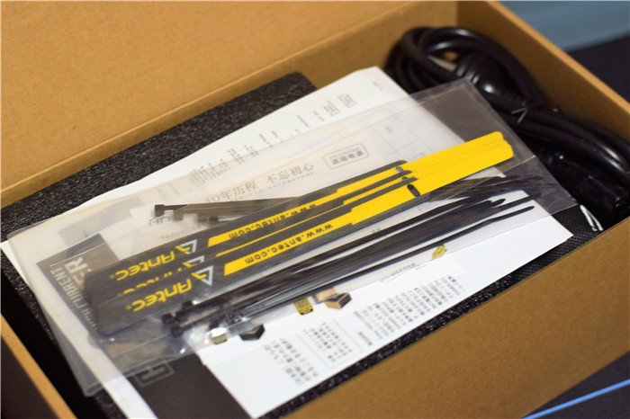 安钛克hcg750金牌,安钛克hcg750w电源