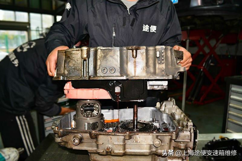 手到病除，别克GL8变速箱加速无力，不升档故障，这样修最有效