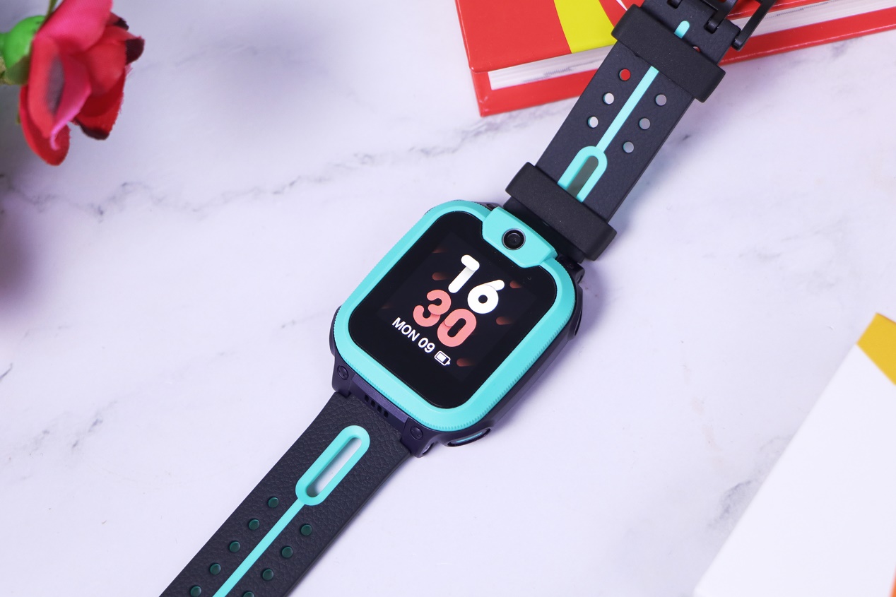 小天才电话手表q1a和米兔5x哪个好,华为电话手表3pro和小天才q1a