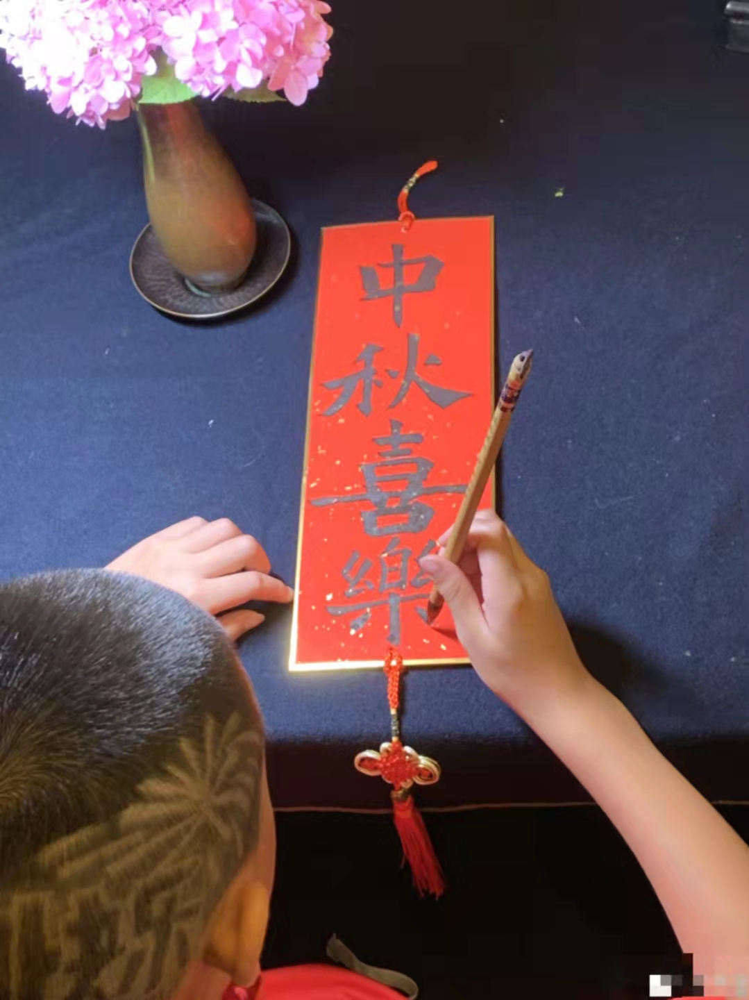 赵文卓带老婆出席活动,赵文卓夫妇为小女儿庆5岁生日