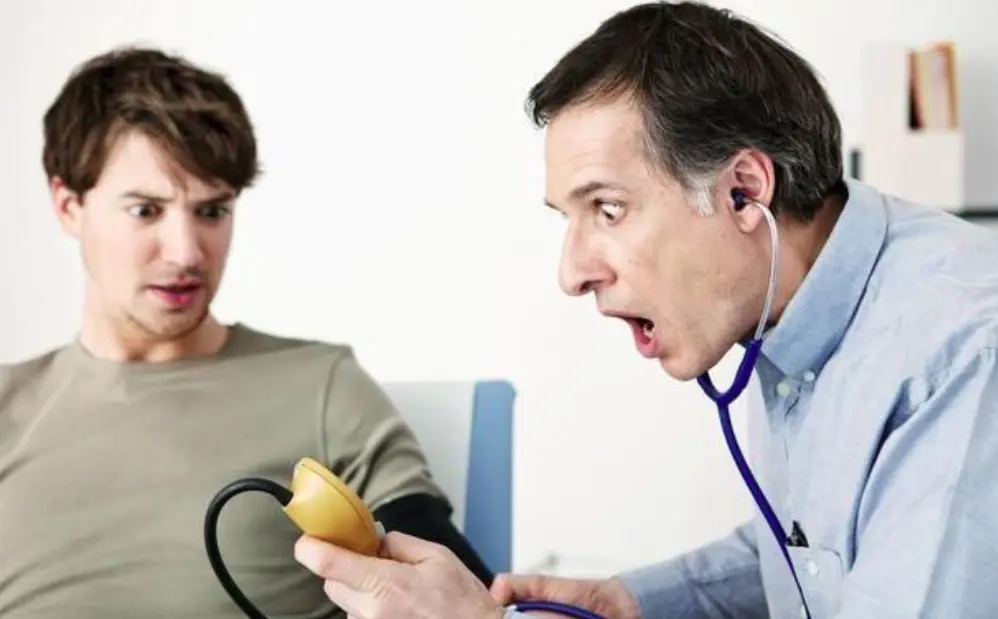 四种反常、五种方法霜清让痛风变得不再可怕