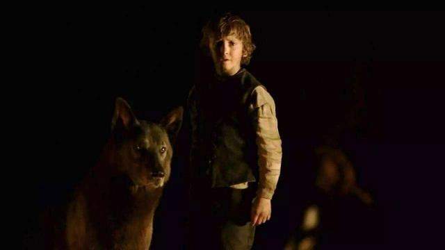 权力的游戏红袍女巫跟雪诺,冰原狼雪诺与白灵完整版