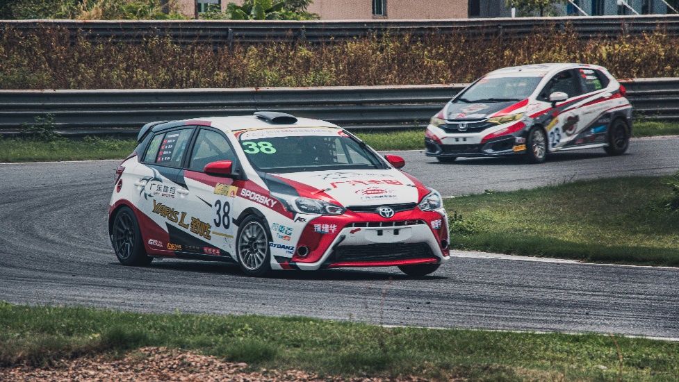 40度的高温天气热热热,热40度的高温天气