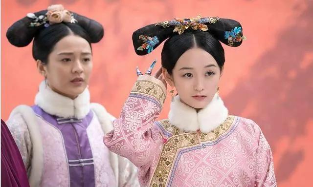 琵琶复又起，曲调悠扬入深宫，一心期盼，周郎至，花开花落。