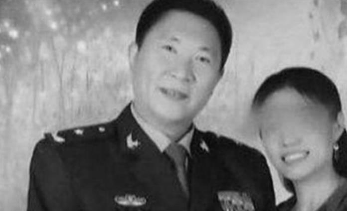 董宪维冒充军人行骗15年,冒充少将10多年骗400万