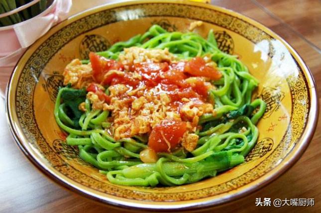 手擀面加多少红薯淀粉更爽滑劲道,手擀面怎么做才劲道有弹性