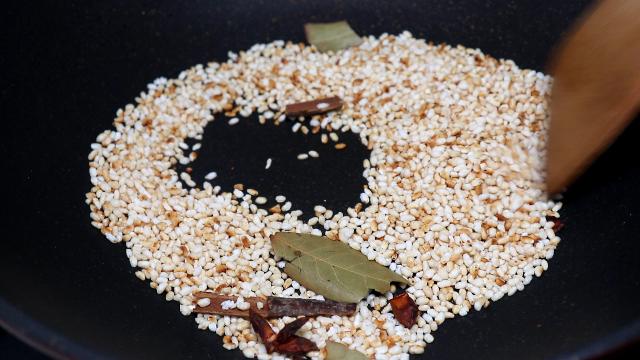 在家自己做粉蒸肉的方法,做粉蒸肉全教程