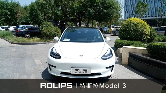 梦幻火山灰特斯拉model3焕新版,特斯拉model3竞速橙配悬浮黑顶