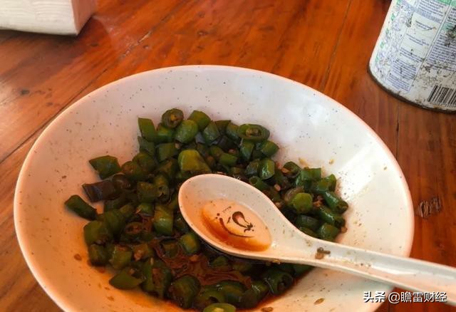 创业摆摊卖早餐肠粉,早餐店肠粉生意火爆