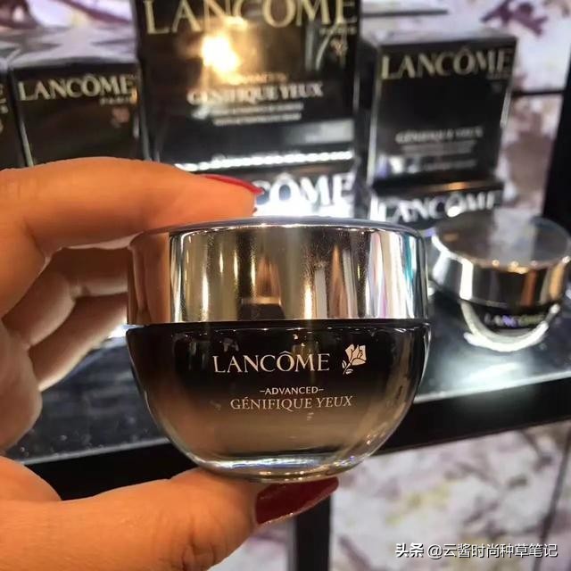 二十岁女孩淡化黑眼圈的眼霜,推荐20岁女生用的眼霜日本