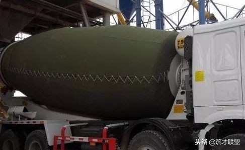 冬季混凝土浇筑养护方法,冬季混凝土浇筑多久后可以回填土