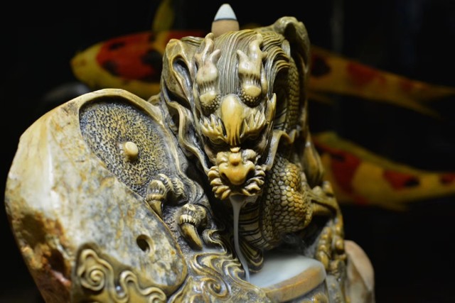 巧雕各种各样的寿山石图片,寿山石雕刻大师石怪