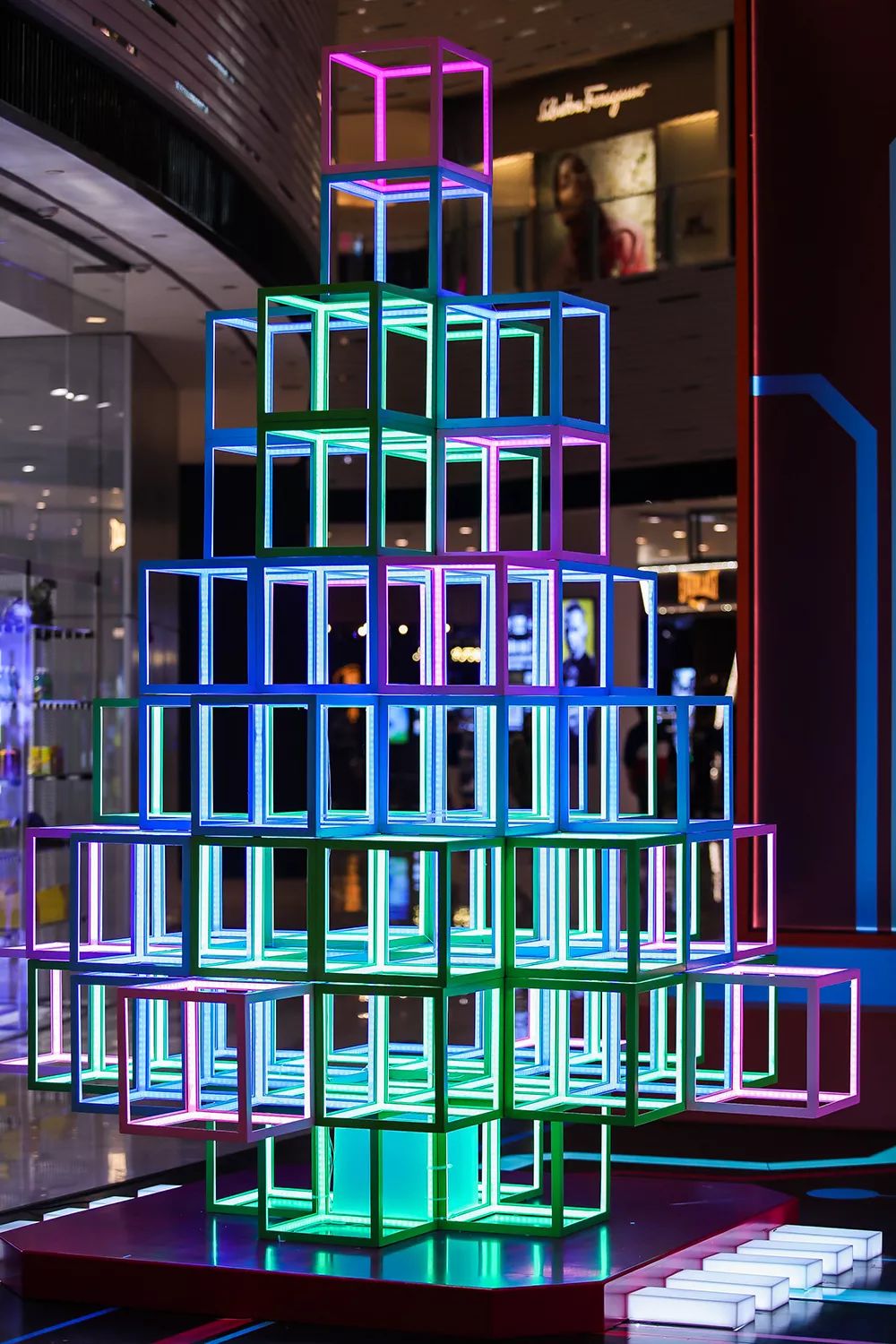 浪漫又梦幻的粉色圣诞树太美了,少女心爆棚的粉色圣诞树