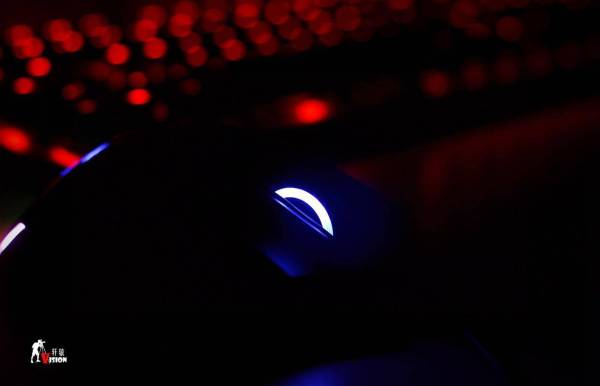 吃鸡鼠标启动项,吃鸡鼠标轻还是重好用