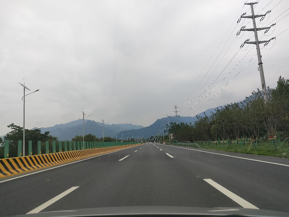 因过竹院逢僧话偷得浮生半日闲,偷得浮生半日闲下一句什么意思