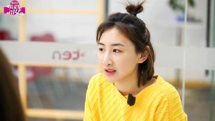 何雯娜晒孕期照,何雯娜孕妇运动