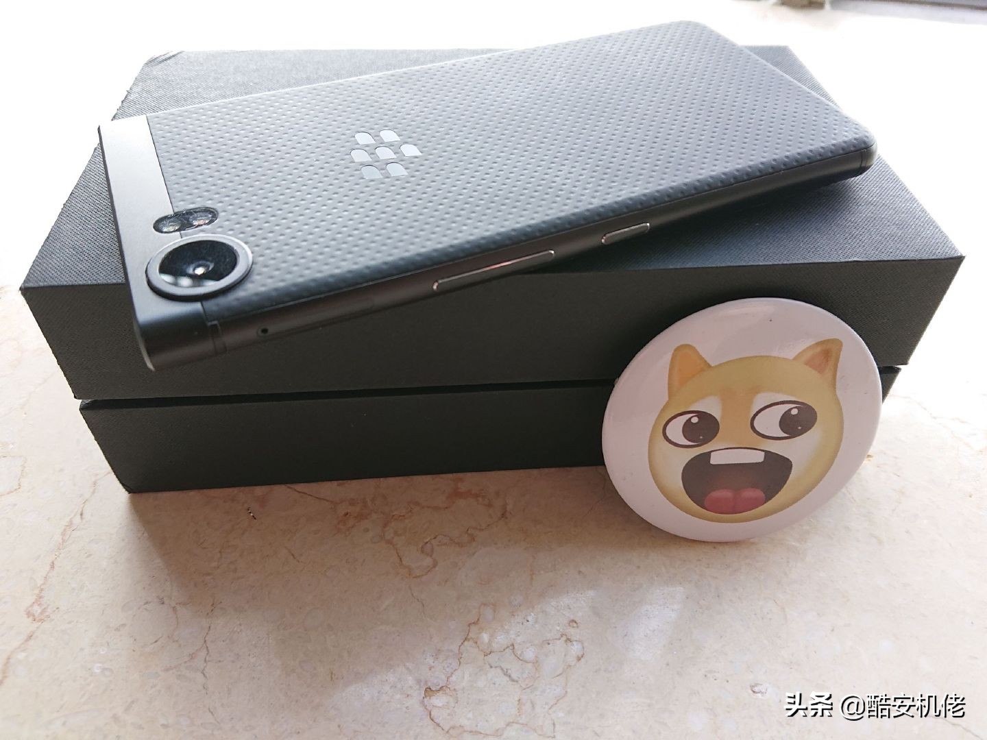 全键盘黑莓keyone,全键盘黑莓奢华