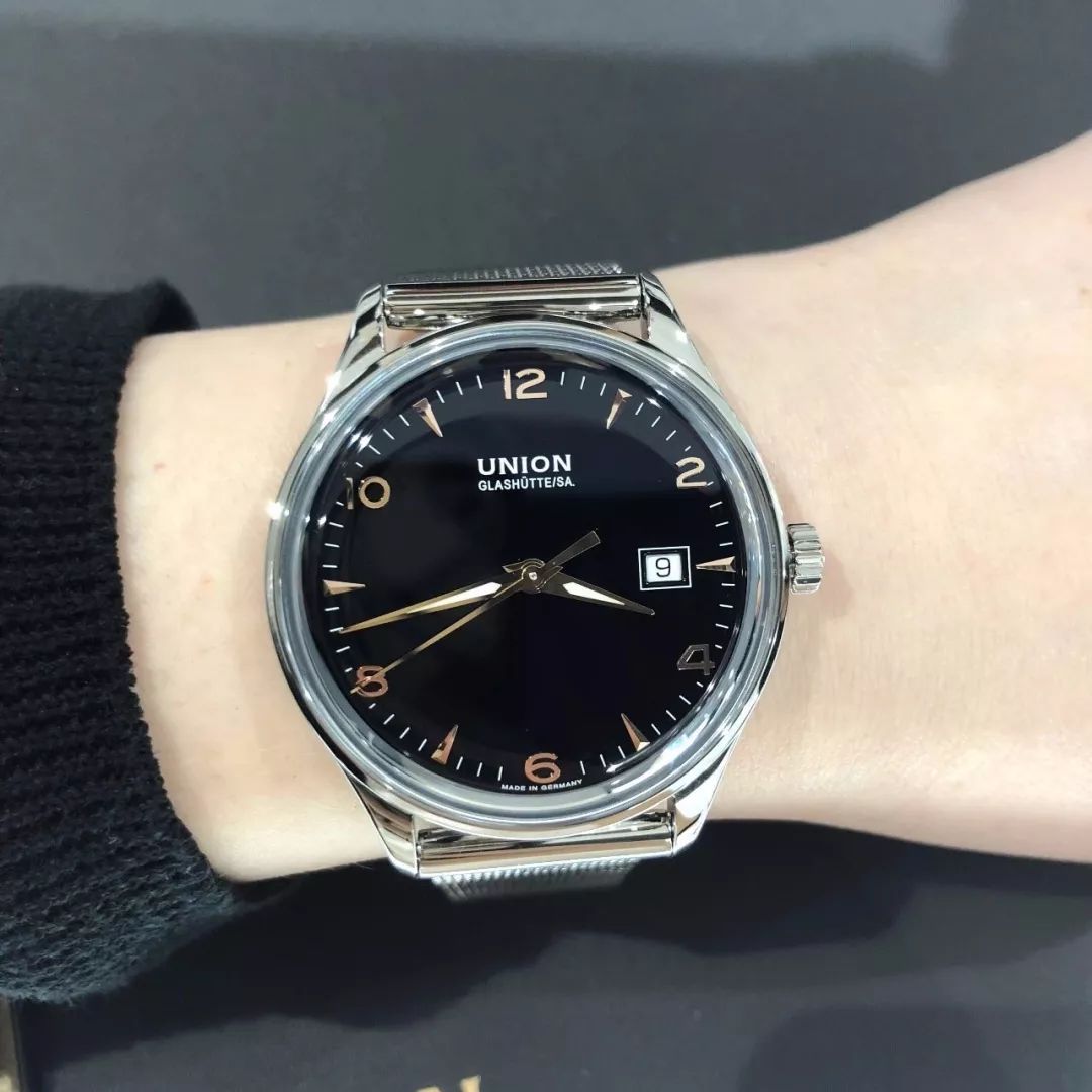 预算2万智能手表,2万多预算选什么手表女款