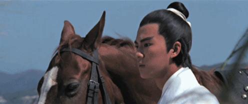 忆香江第一美少年，邵氏唯一“肉弹”男星，亦舒厌他琼瑶爱他