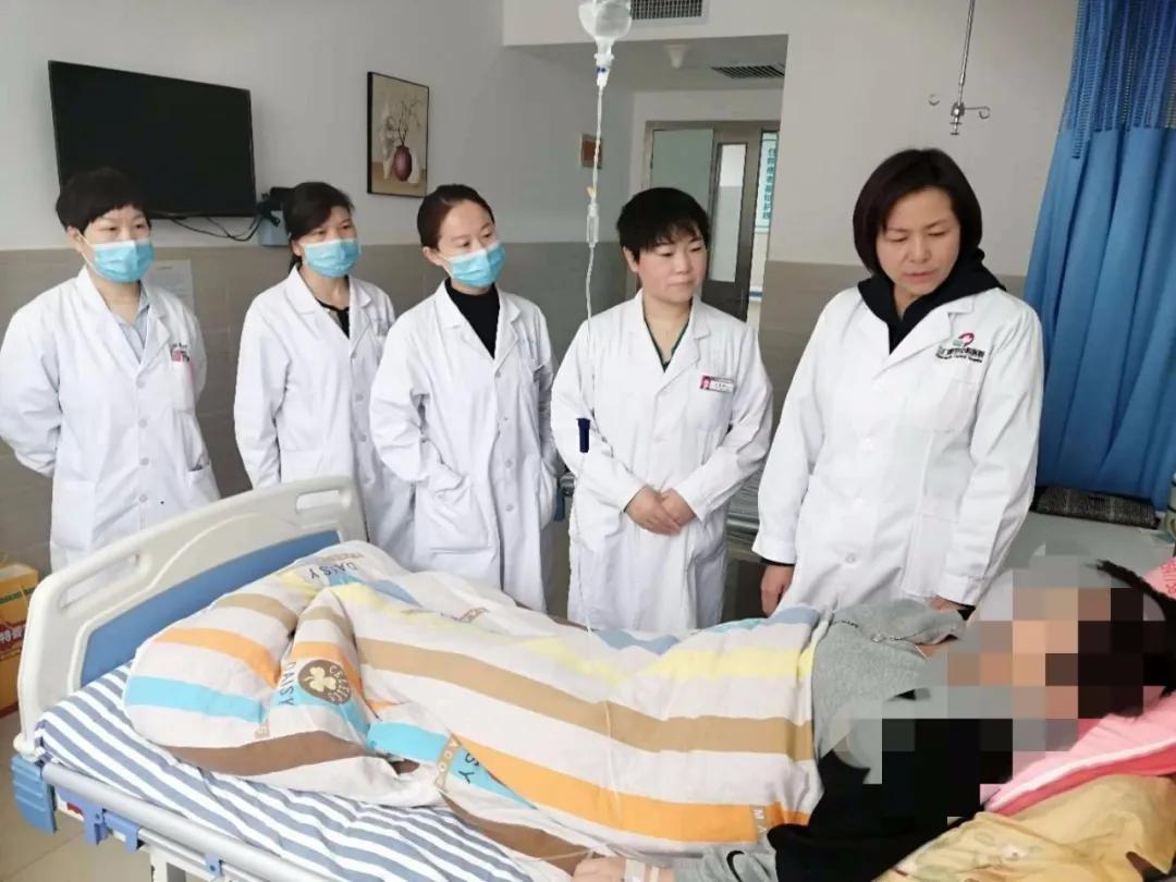 沈阳经脐弹孔腹腔镜手术,妇幼经脐单孔腹腔镜