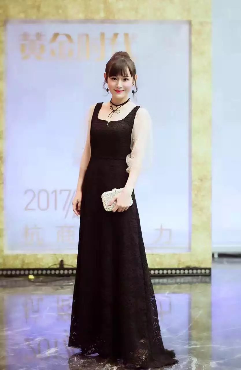 臻封面Vol.2|她是差不多小姐，更是狠角色美妈