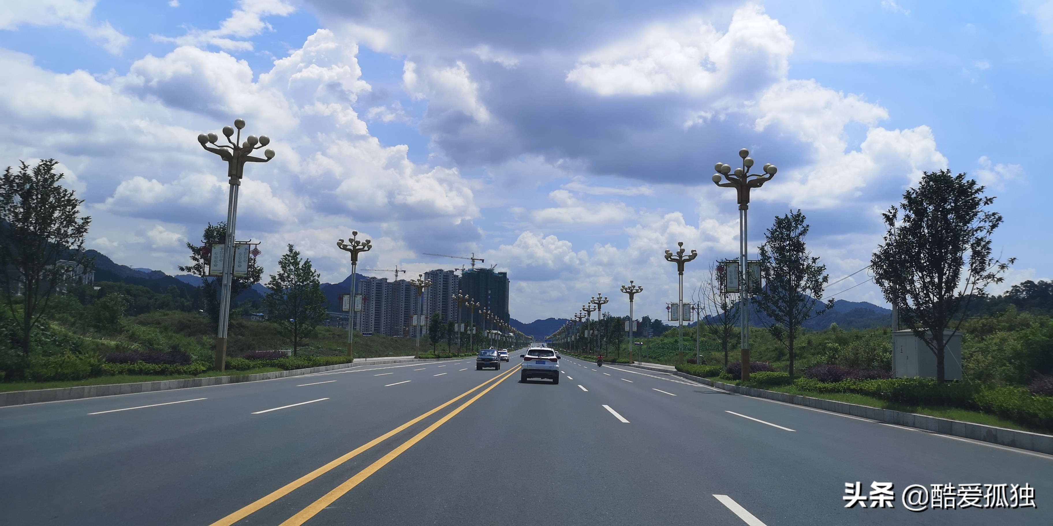 荣放双擎四驱精英plus放一夜没电,2.5荣放双擎plus和探岳四驱智联