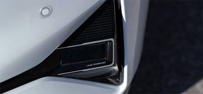 年轻人的第一款车小鹏p5,小鹏p5试驾视频