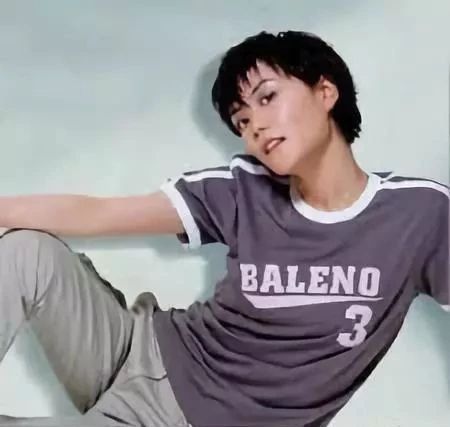 那些曾经昙花一现的过气潮牌,那些让你出乎意料的跨界潮牌