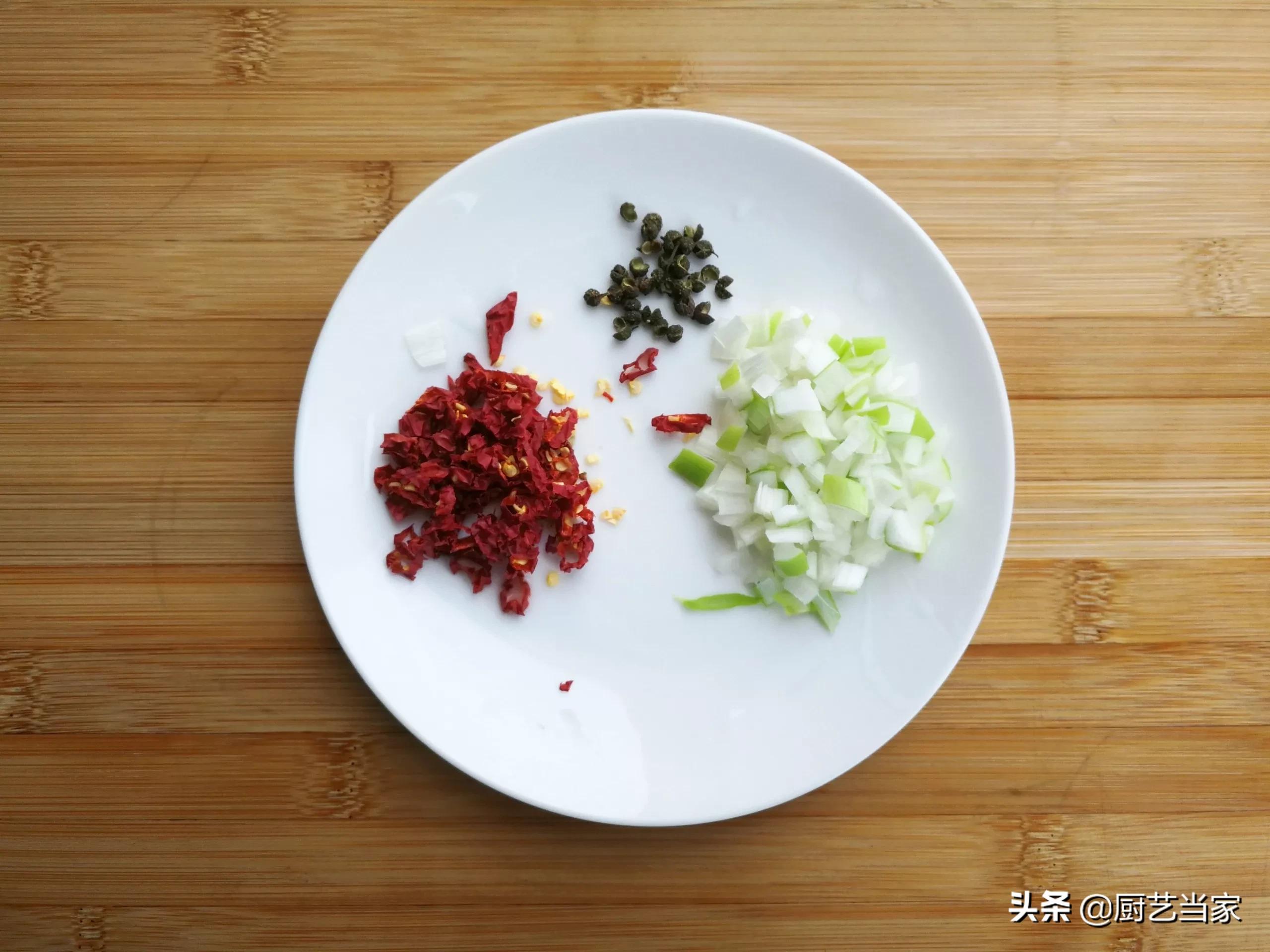 麻辣酸菜滑肉汤的做法,酸菜鲈鱼鱼片怎么腌制比较嫩