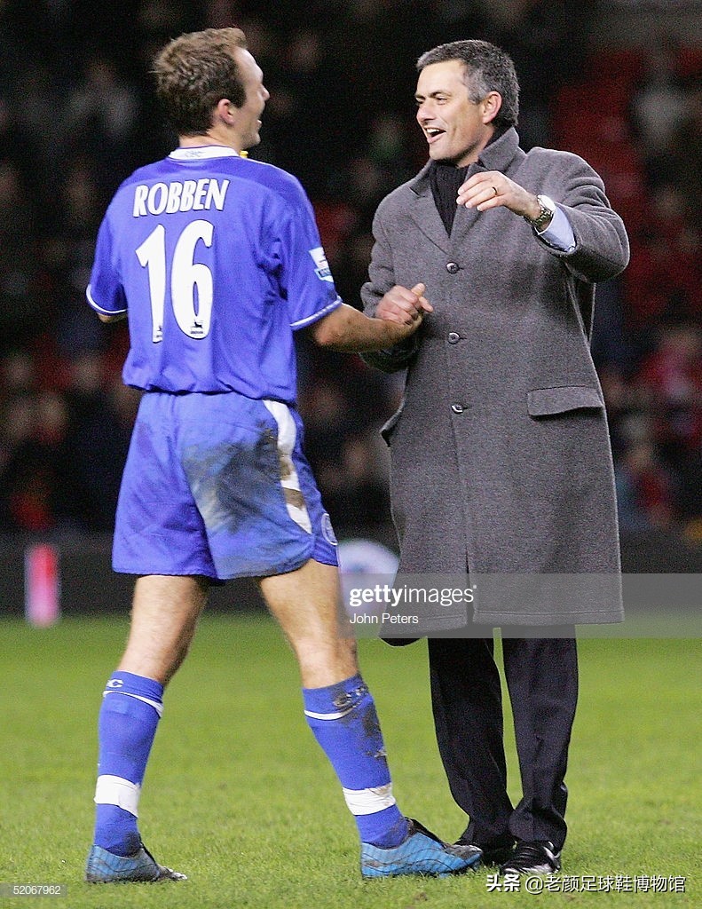 中国最新足球鞋设计,设计最好的足球鞋