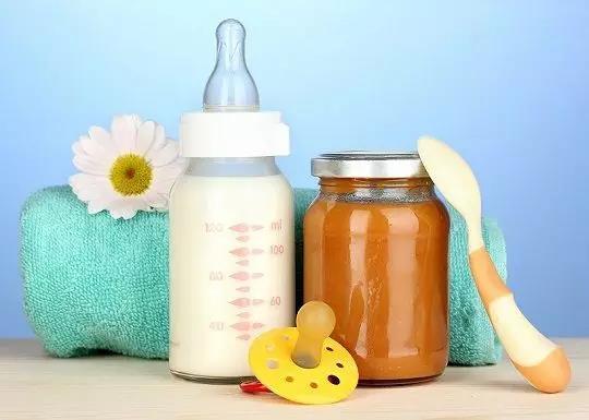 带小孩出门旅游怎么带行李,经常带娃旅游怎么选交通工具