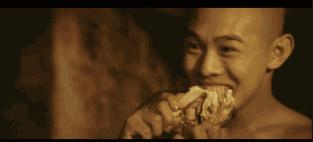 当年拍了两年的《少林寺》，李连杰被嫌弃身高，大反派都已去世