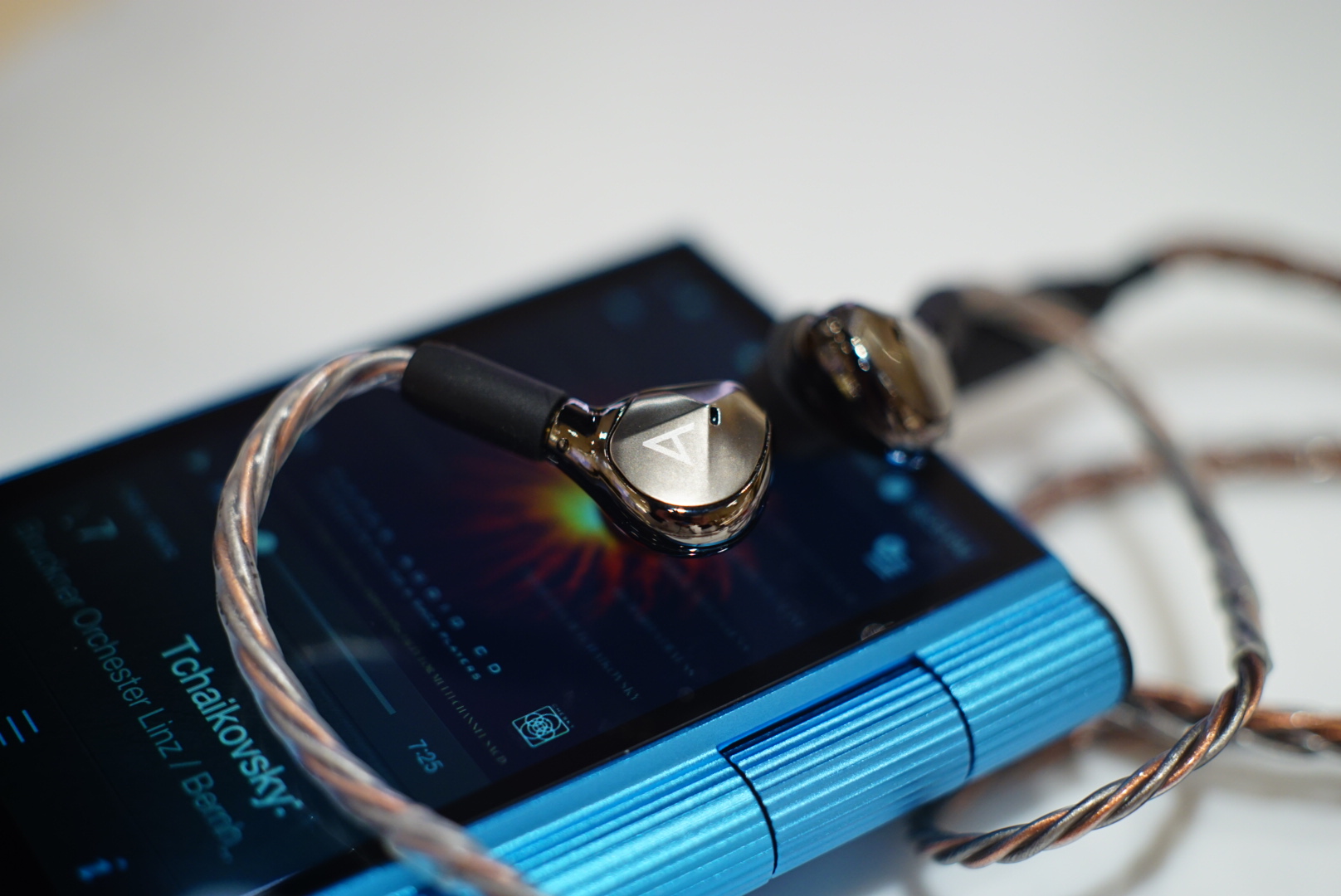 鑹惧埄鍜宬anncube璇勬祴,骞虫皯涔扮數瀹归害鍏嬮鍝佺墝鎺ㄨ崘