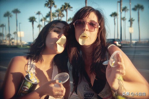 和闺蜜旅行的可怕经历,和闺蜜旅行3天从酒店回来