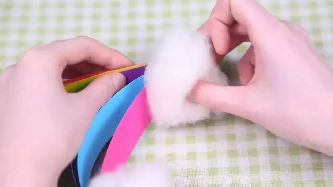 儿童手工小挂件制作,简单又漂亮的亲子手工挂件