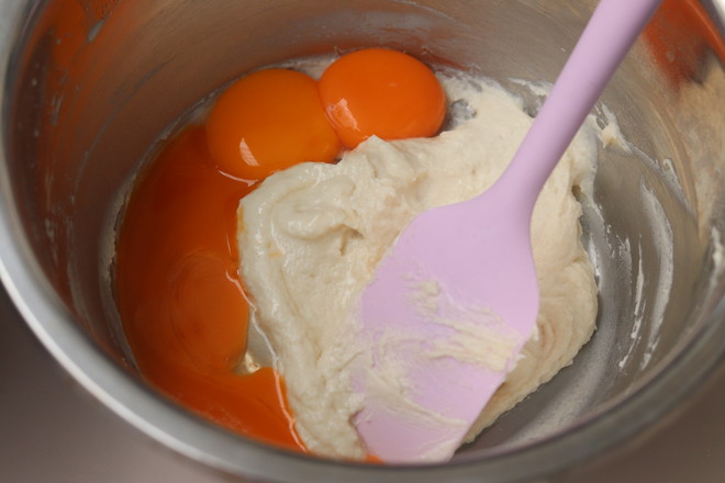 没有烤箱家庭版最简单生日蛋糕,没有烤箱做生日蛋糕的简单做法