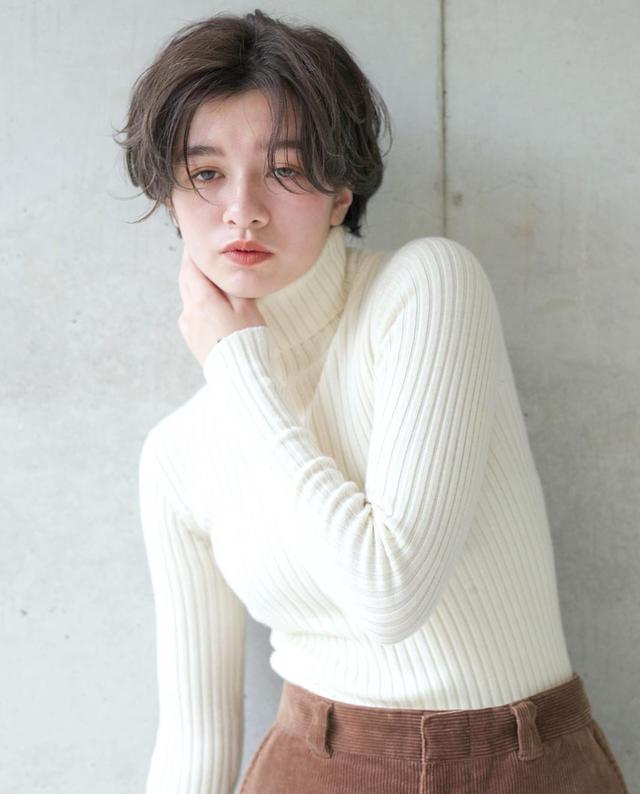 中分短发碎盖,中分碎短发怎么扎