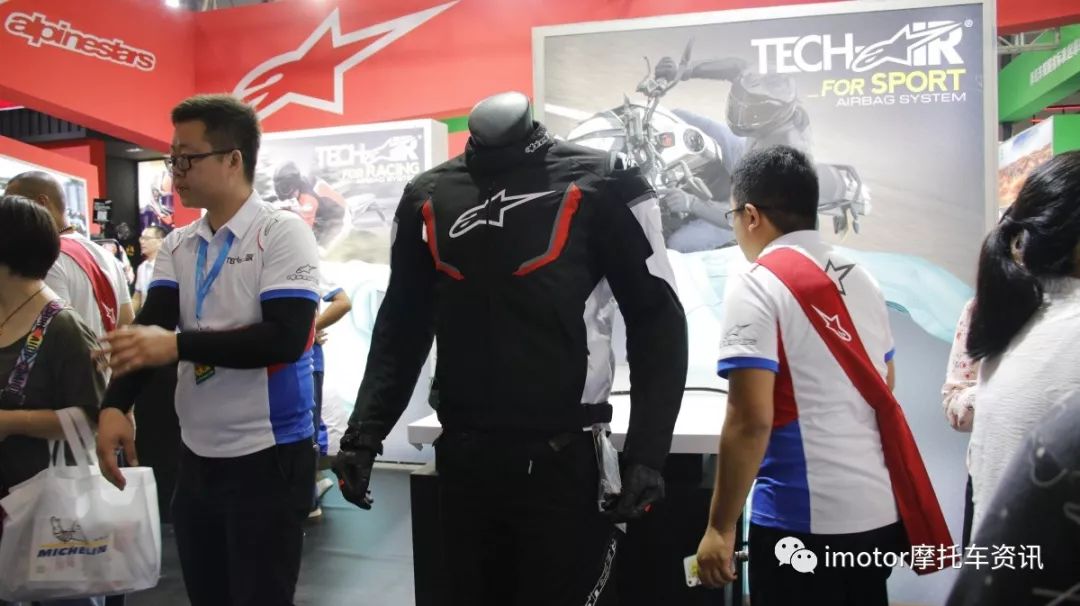 2019重庆摩展装备参展商热情高涨-SIX2骑行内衣发布十周年新品