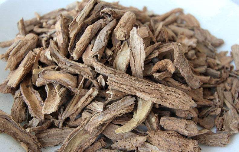 保温杯里泡枸杞枸杞需要吃掉吗,保温杯泡枸杞养生之道