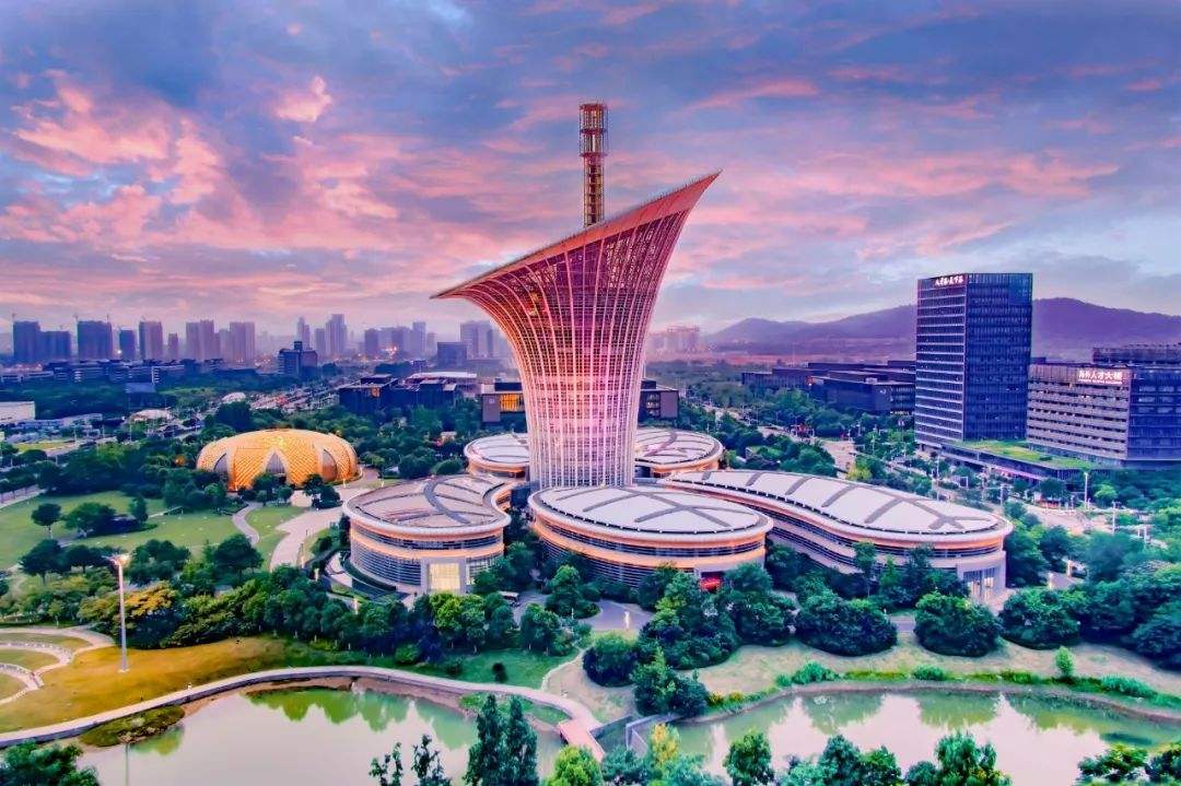 湖北职业技术学院几个系,湖北最好的职业技术学院有哪些