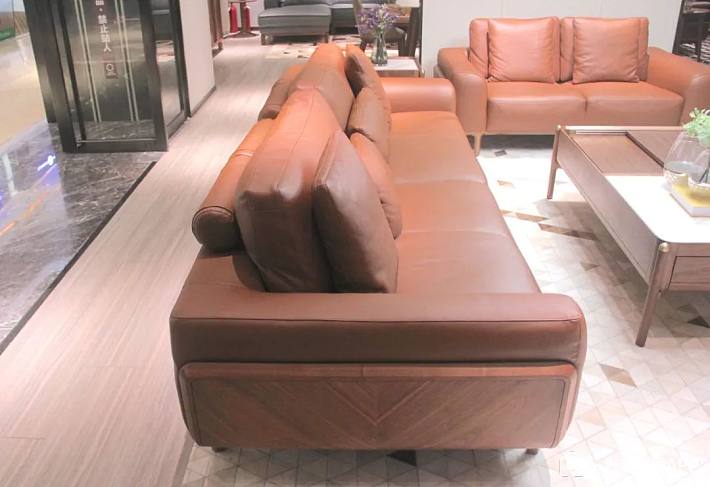 精选10款新中式真皮沙发组合推荐,实木沙发测评性价比